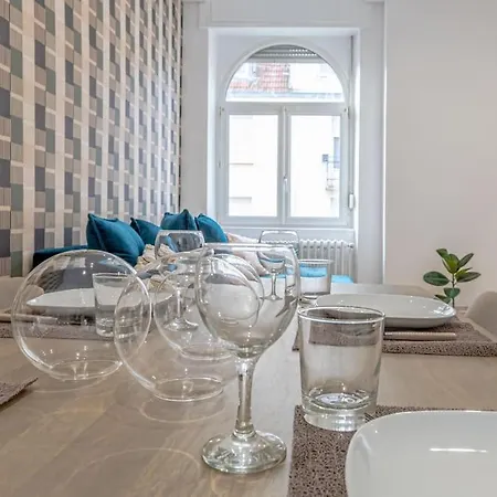 Plumeria: Peaceful Grand Apartment Near Station with Free Parking Metz Exterior photo