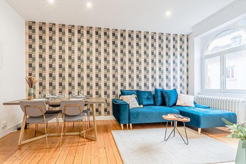 Plumeria: Peaceful Grand Near Station With Free Parking *
