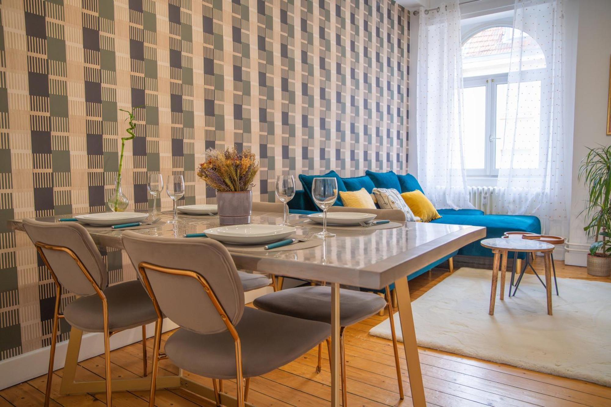 Apartment Plumeria: Peaceful Grand Near Station With Free Parking
